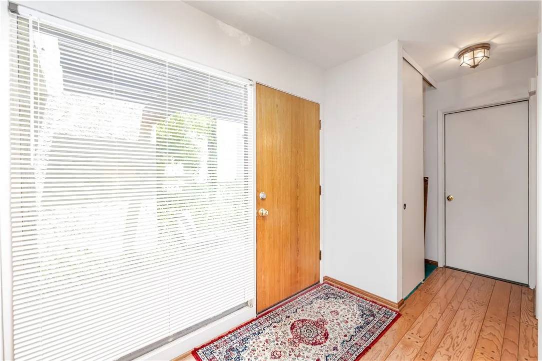 Glendale, CA 91206,14 Faircliff Court