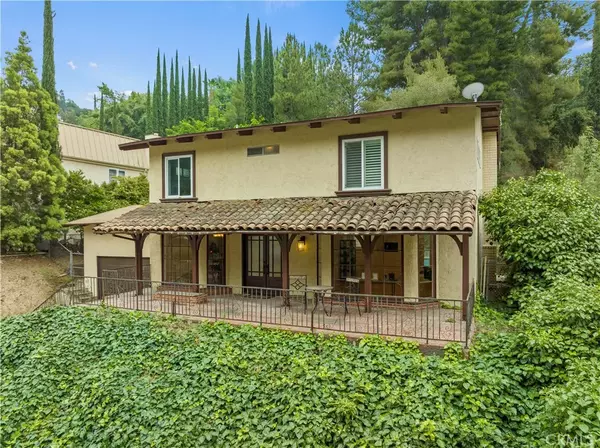 Studio City, CA 91604,3334 Berry Drive