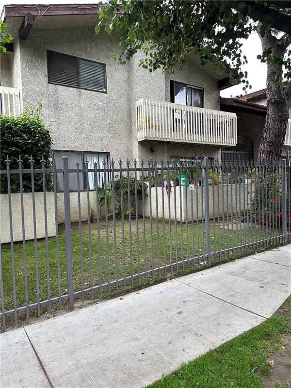Panorama City, CA 91402,8283 Willis Avenue #28