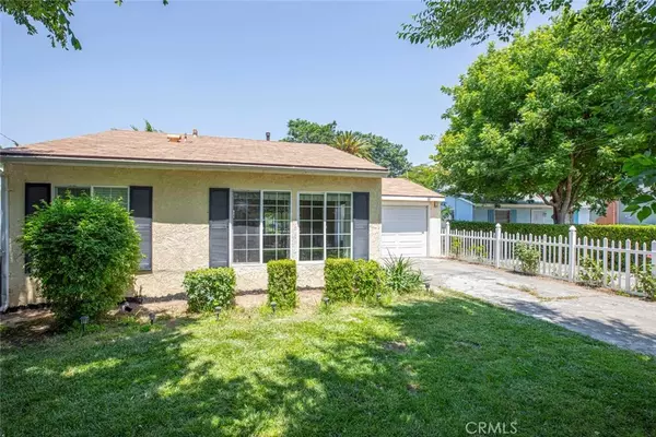 Newhall, CA 91321,25062 Newhall Avenue