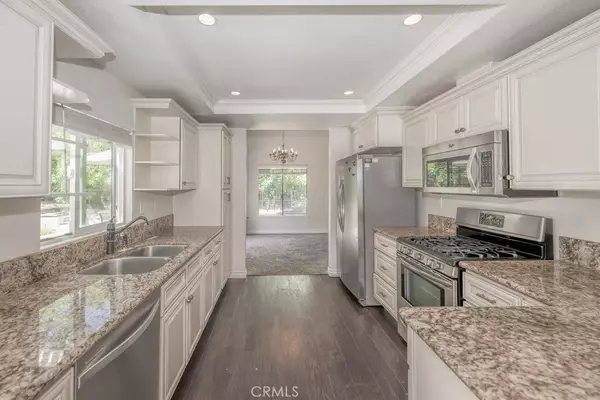 Castaic, CA 91384,28674 GREENWOOD Place