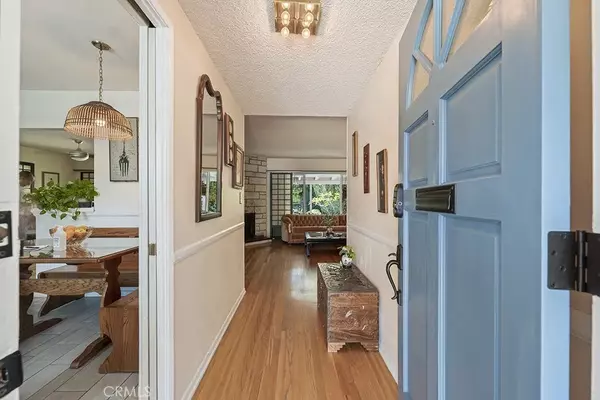 Northridge, CA 91324,18912 Vincennes Street