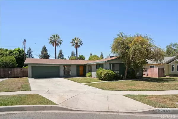 22942 Blythe Street, West Hills, CA 91304