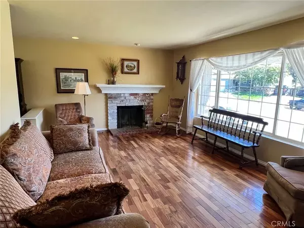 Newhall, CA 91321,23111 Middlebank Drive