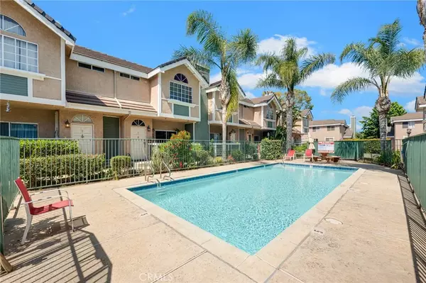 8958 Burnet Avenue #C8, North Hills, CA 91343