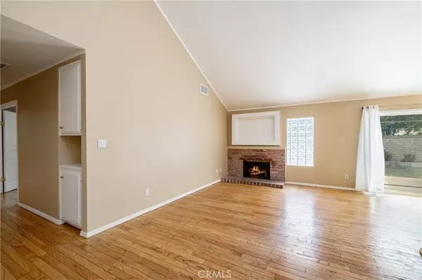 Northridge, CA 91324,10128 Gladbeck Avenue