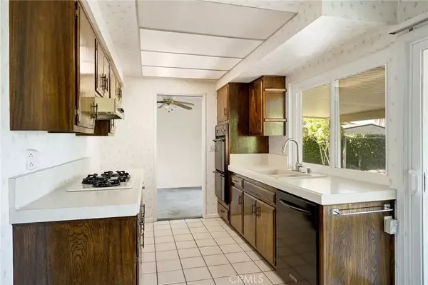 Newhall, CA 91321,25539 Mountain Pass Road