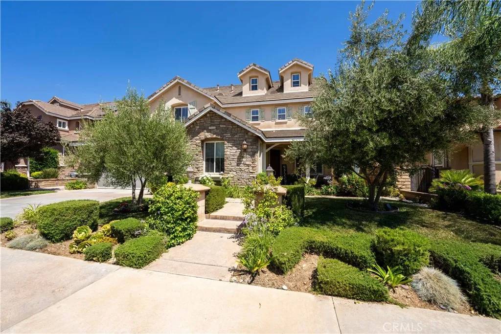 29366 Hacienda Ranch Court, Valencia, CA 91354