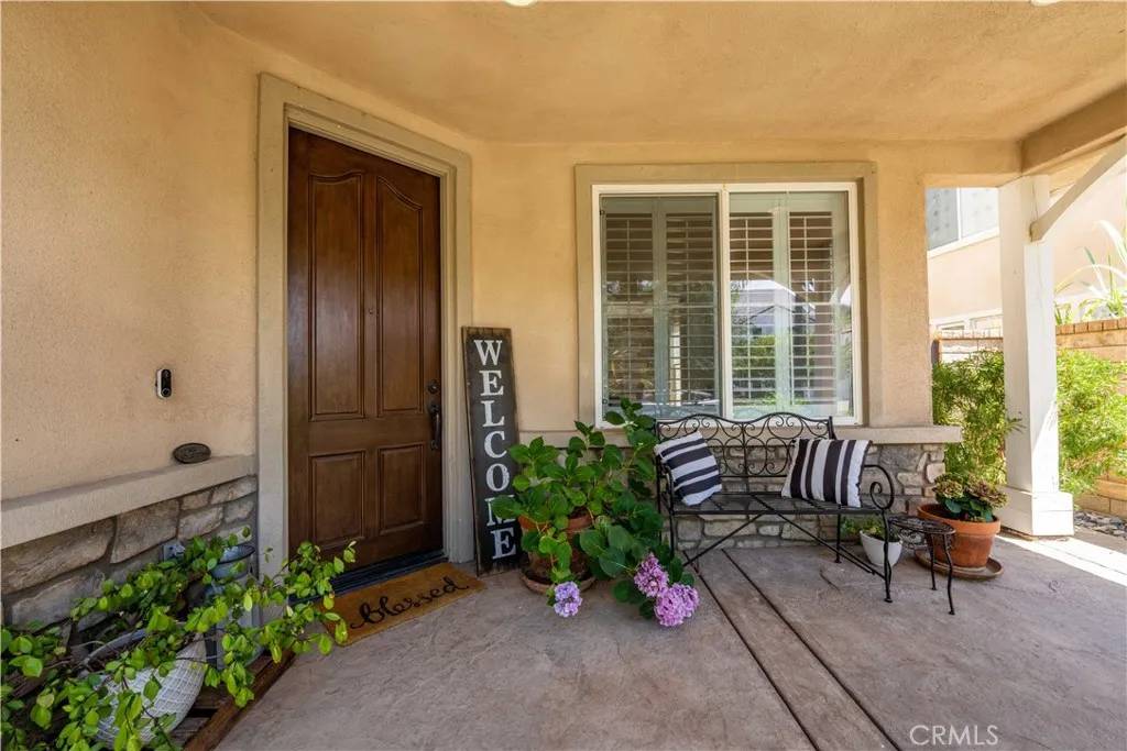 Valencia, CA 91354,29366 Hacienda Ranch Court
