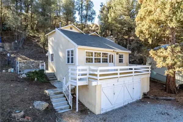 7106 Lakeview Drive, Frazier Park, CA 93225