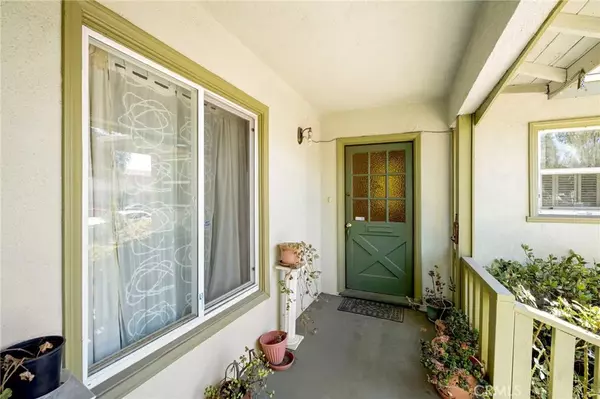 Granada Hills, CA 91344,16831 Chatsworth Street