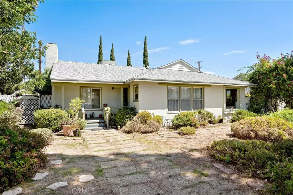 Granada Hills, CA 91344,16831 Chatsworth Street