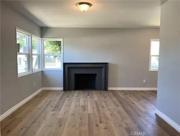 Panorama City, CA 91402,8926 Colbath Avenue