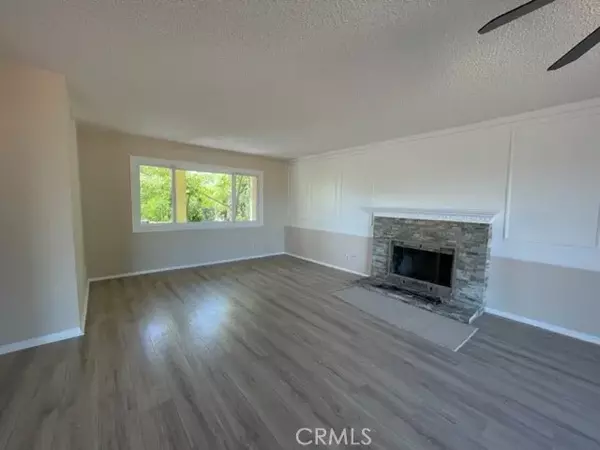 Newhall, CA 91321,19707 Green Mountain Drive