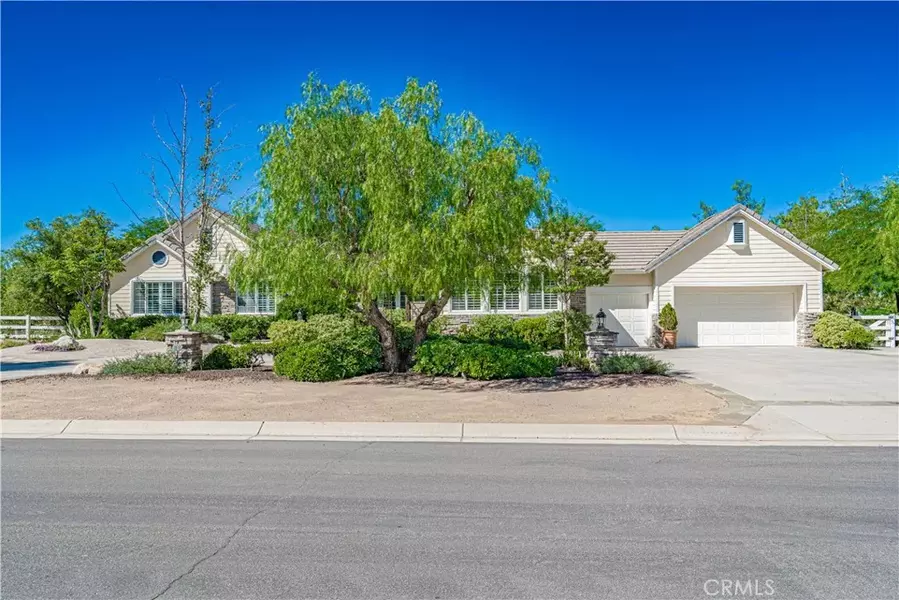 9618 Sweetwater Drive, Agua Dulce, CA 91390