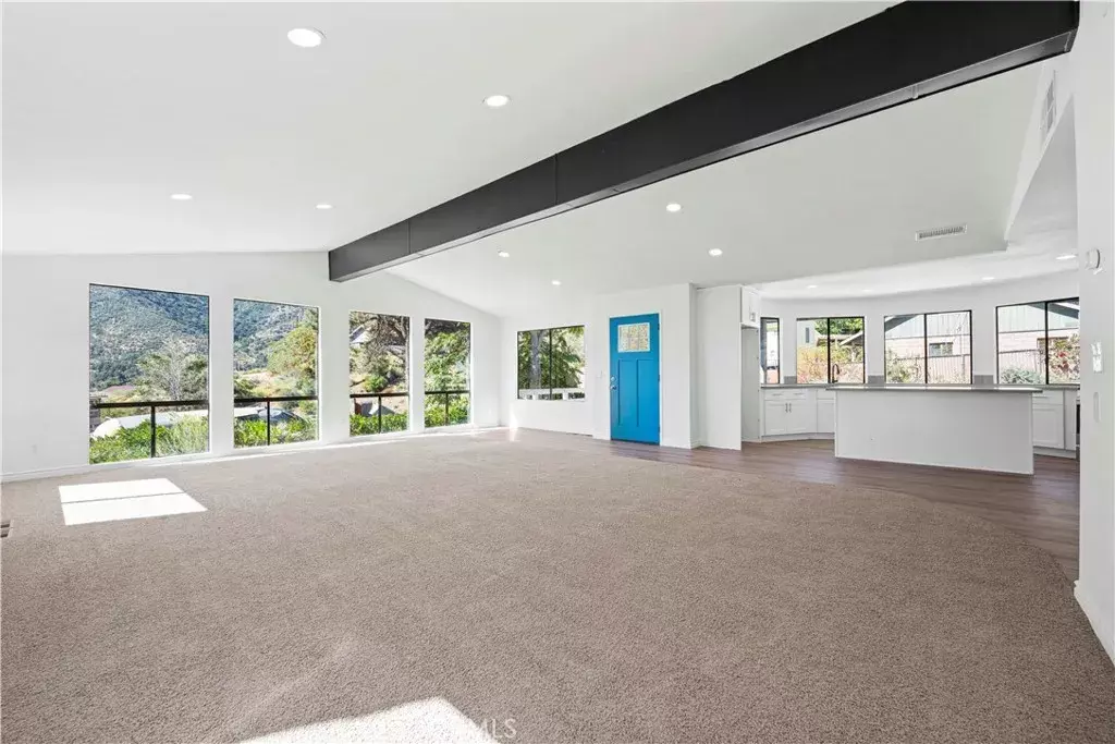 Frazier Park, CA 93225,920 Sespe Way