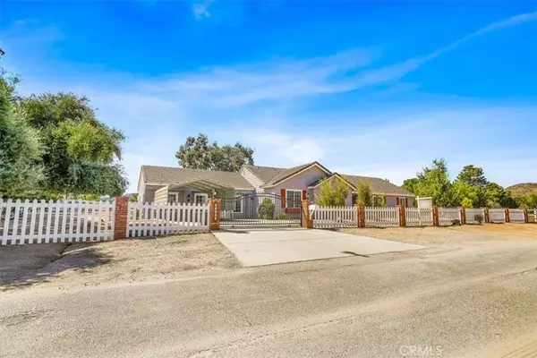 33425 Overland, Agua Dulce, CA 91390