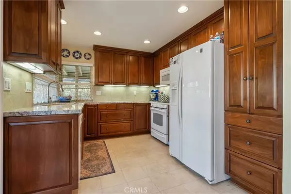 Newhall, CA 91321,26552 Cardwick Court