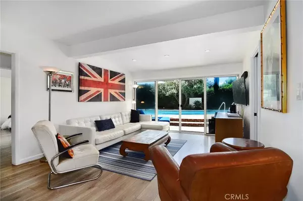 Lake Balboa, CA 91406,17464 Runnymede Street