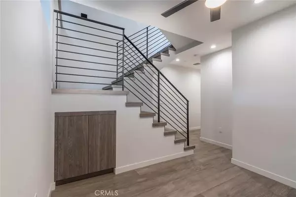 Valley Village, CA 91607,12112 Otsego Street