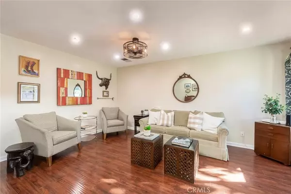 Northridge, CA 91325,17221 Roscoe Boulevard #3