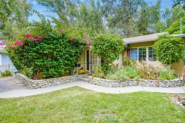 7837 Denivelle Road, Sunland, CA 91040