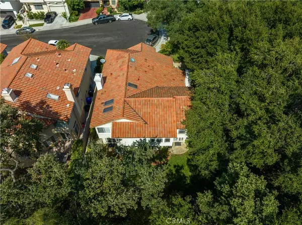 Newhall, CA 91321,23502 Heritage Oak Court