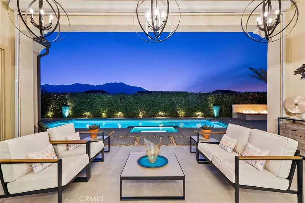 Rancho Mirage, CA 92270,17 Sherry