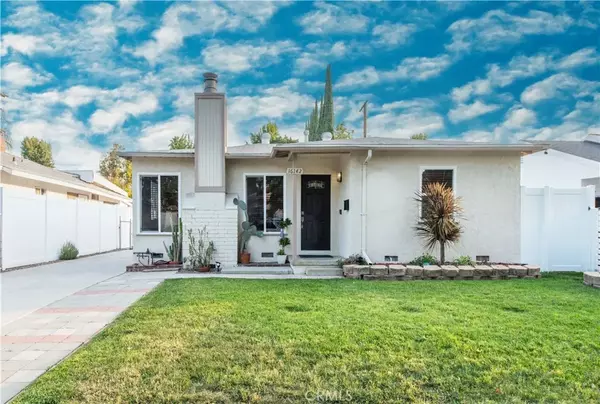 16142 Haynes Street, Lake Balboa, CA 91406