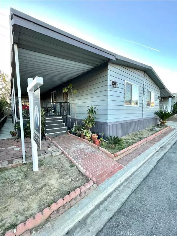 Lakeview Terrace, CA 91342,12001 Foothill #02