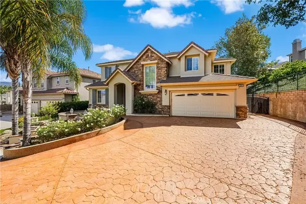 Simi Valley, CA 93063,5290 Holly Oak Court