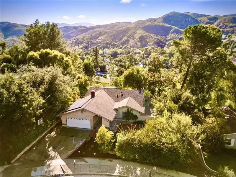 3949 Jim Bowie Road, Agoura Hills, CA 91301