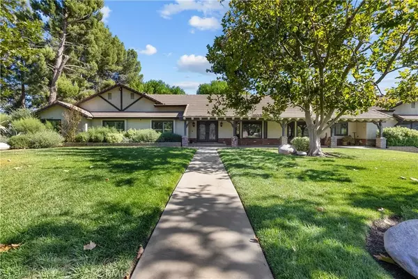 32446 Barber Road, Agua Dulce, CA 91390