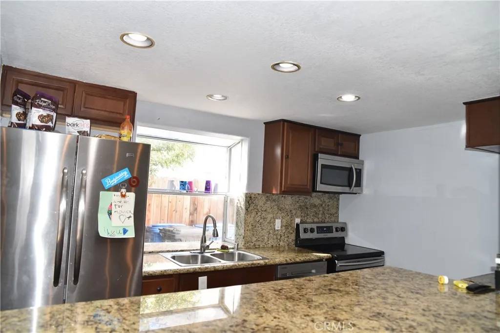 Simi Valley, CA 93063,2486 Stow Street