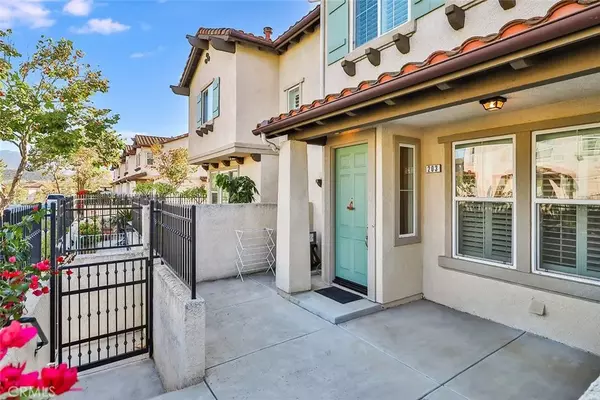 203 Via Antonio, Newbury Park, CA 91320