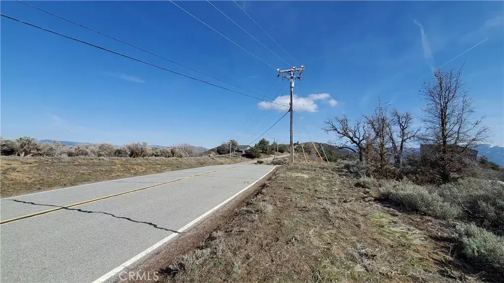 25041 Jacaranda, Tehachapi, CA 93561
