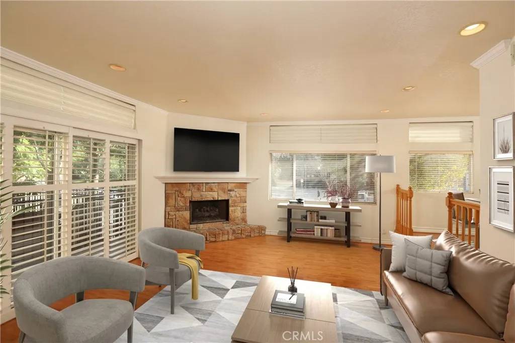 Studio City, CA 91604,4283 Coldwater Canyon Avenue #1