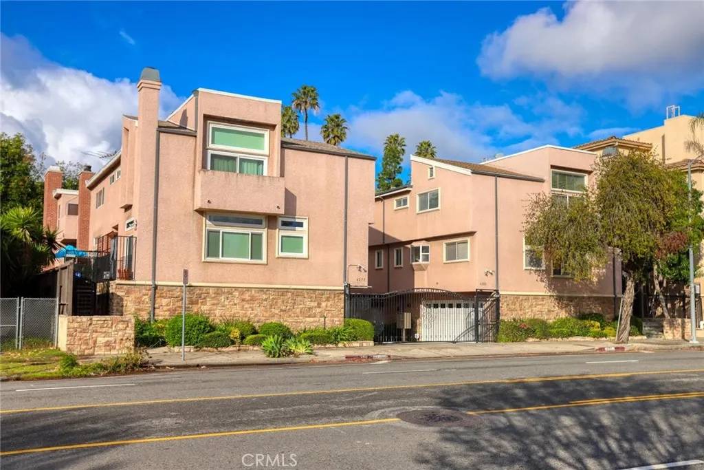 4283 Coldwater Canyon Avenue #1, Studio City, CA 91604