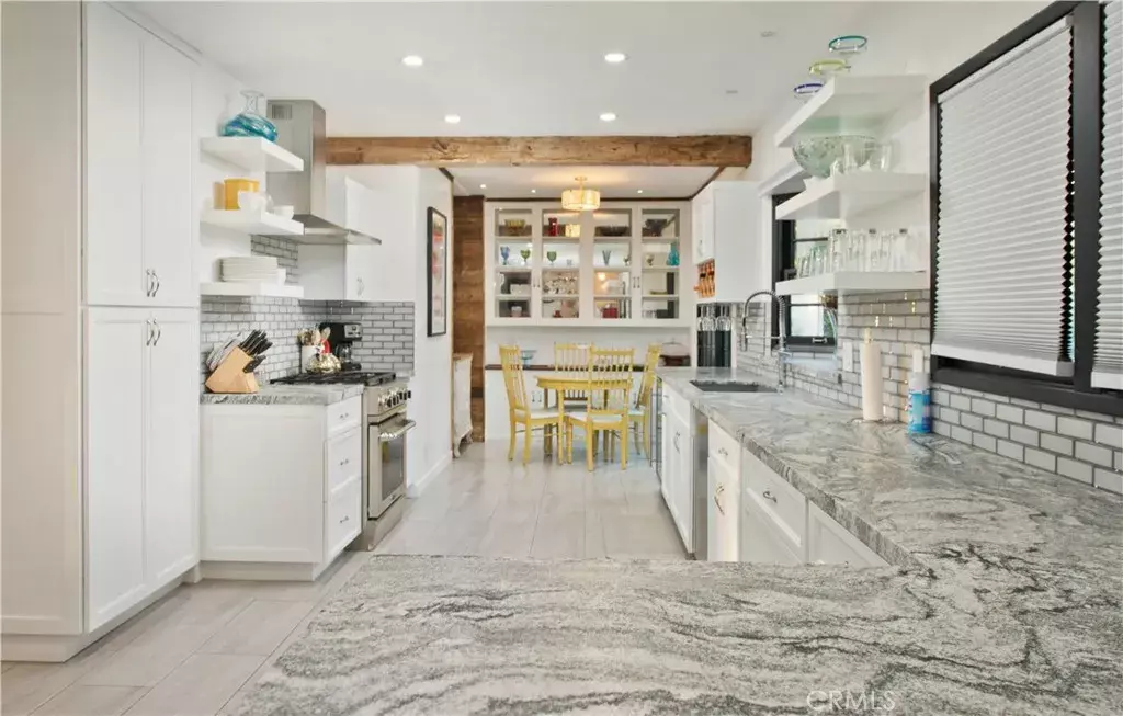 Valley Village, CA 91607,4742 Saint Clair Avenue