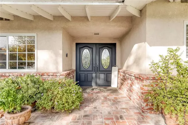 Northridge, CA 91324,19317 Merridy Street