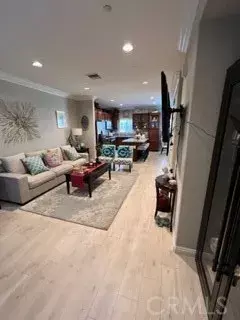 Northridge, CA 91324,9301 Shirley Avenue #70