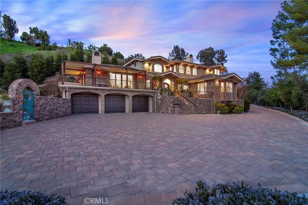 6029 Fairview Place, Agoura Hills, CA 91301