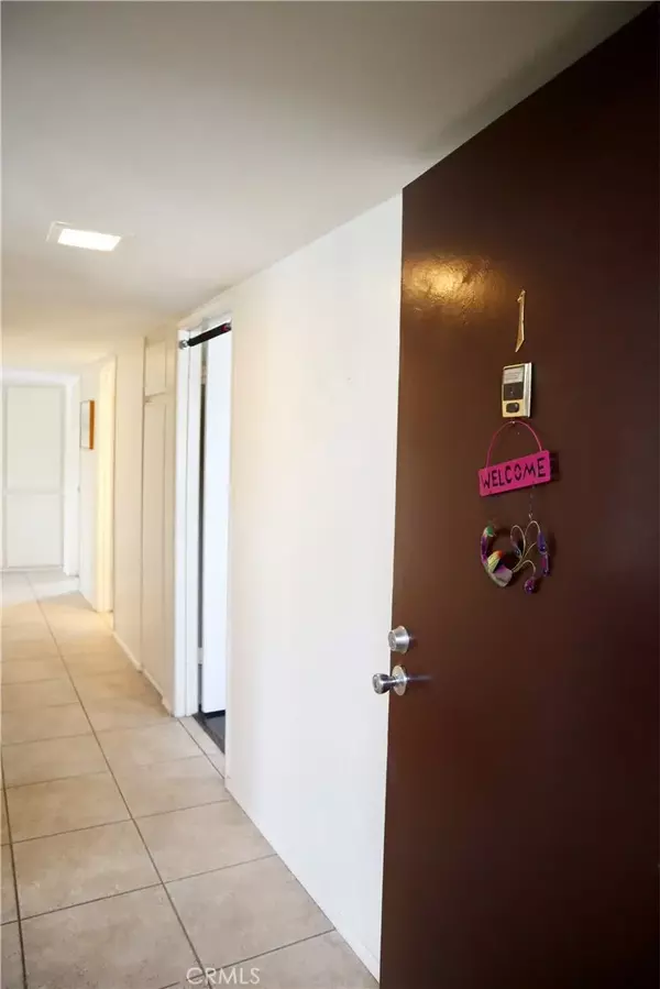 San Pedro, CA 90731,1027 W 11th Street #1