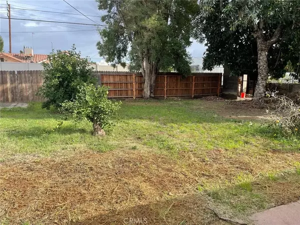 Northridge, CA 91324,8368 Aura Avenue