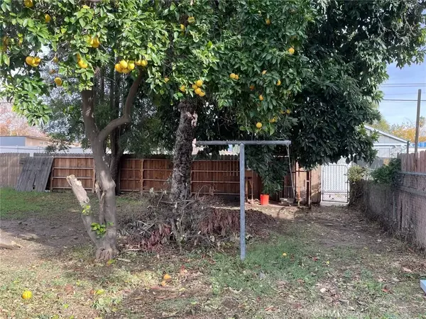 Northridge, CA 91324,8368 Aura Avenue