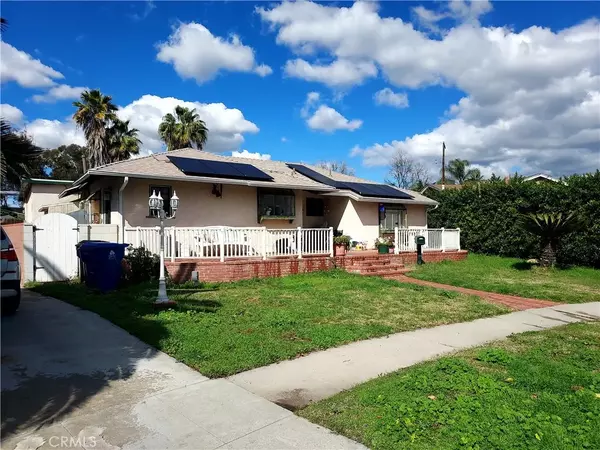 15533 Labrador Street, North Hills, CA 91343