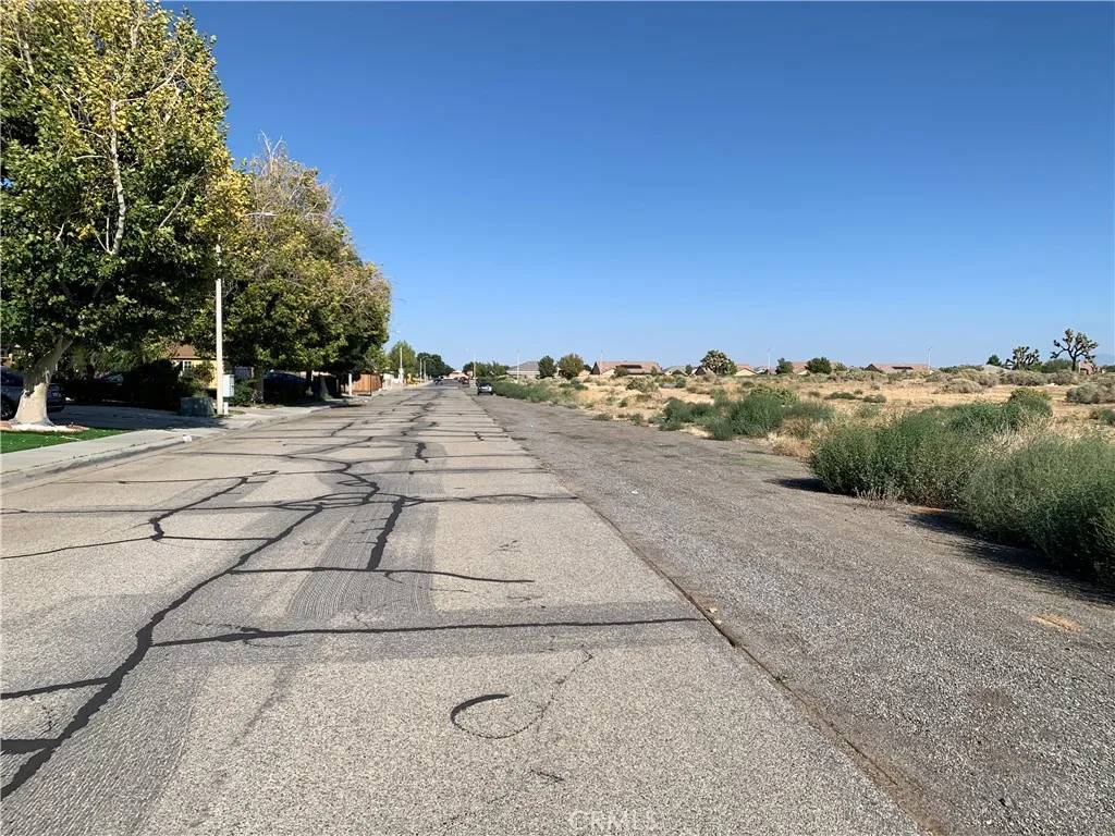 Lancaster, CA 93535,0 Vac/Cor Avenue K4/Melody