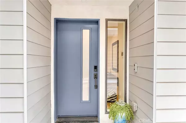 West Hollywood, CA 90046,1350 N Fairfax Avenue