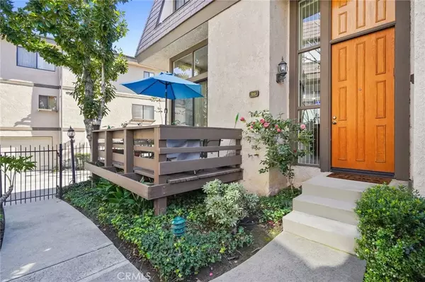 9000 Vanalden Avenue #166, Northridge, CA 91324