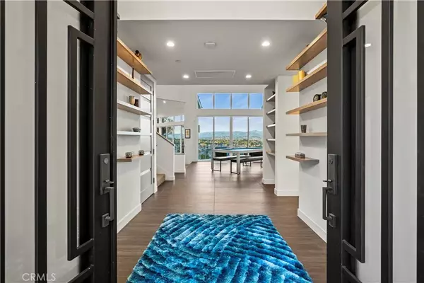 Newhall, CA 91321,23825 Terrace View Drive